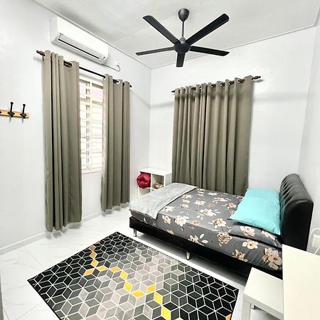 Teratai Homestay 3 Batu Buruk Kuala Terengganu Exterior photo