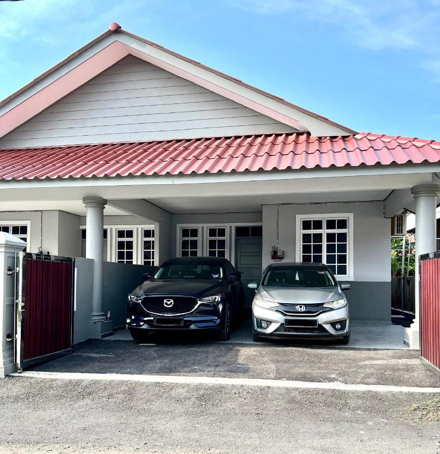 Teratai Homestay 3 Batu Buruk Kuala Terengganu Exterior photo