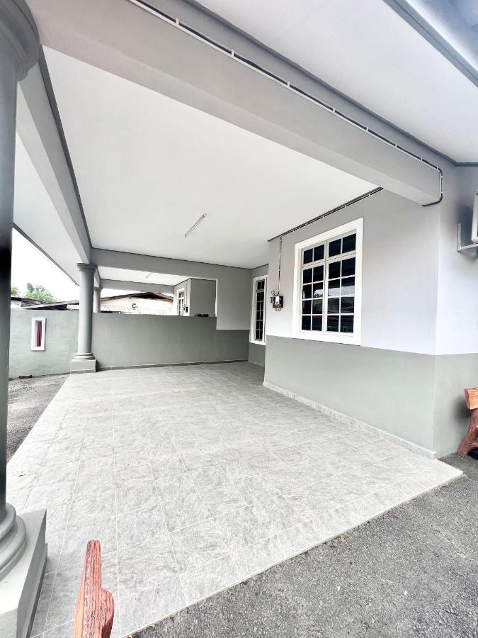 Teratai Homestay 3 Batu Buruk Kuala Terengganu Exterior photo