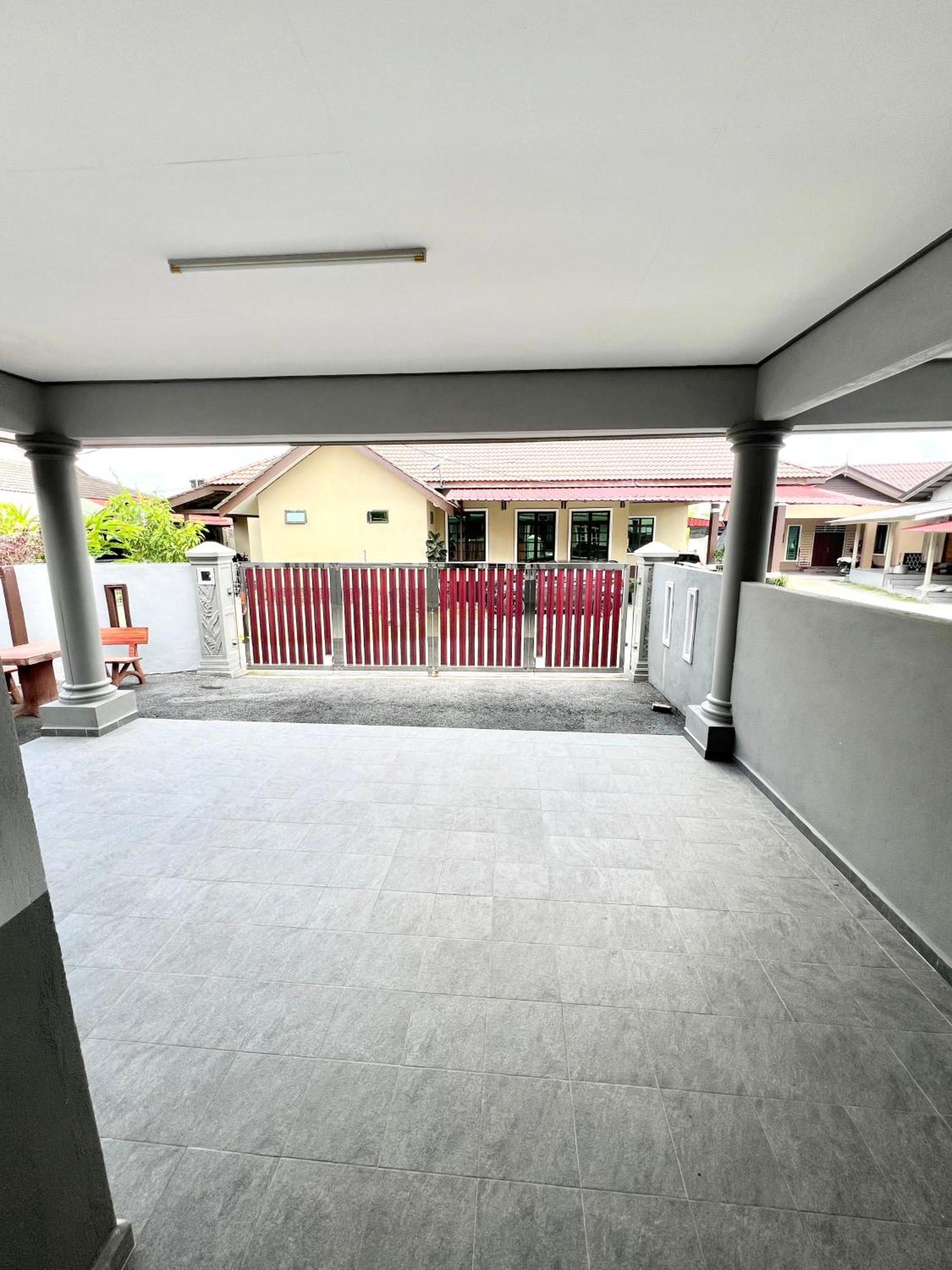 Teratai Homestay 3 Batu Buruk Kuala Terengganu Exterior photo